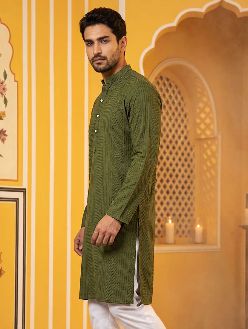 Men Embroidered Mandarin Neck Long Kurta - 22518246 -  Standard Image - 4
