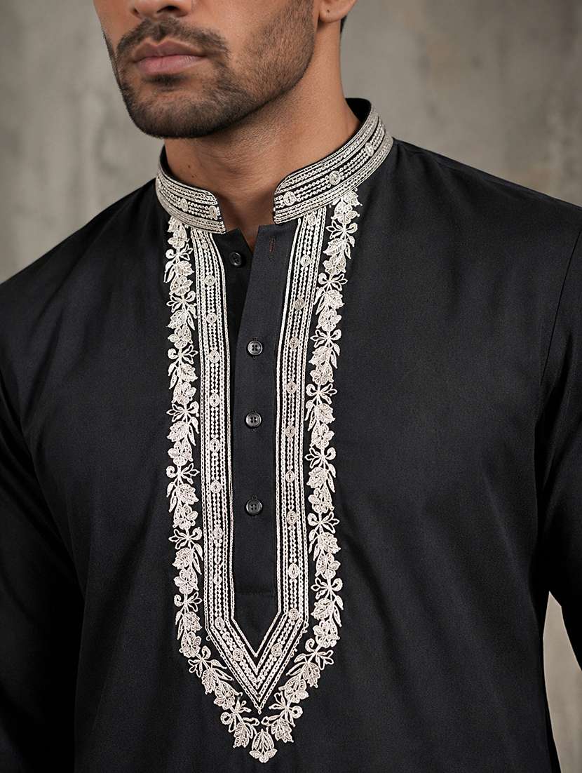 Men Embroidered Mandarin Neck Long Kurta - 22518252 -  Standard Image - 1