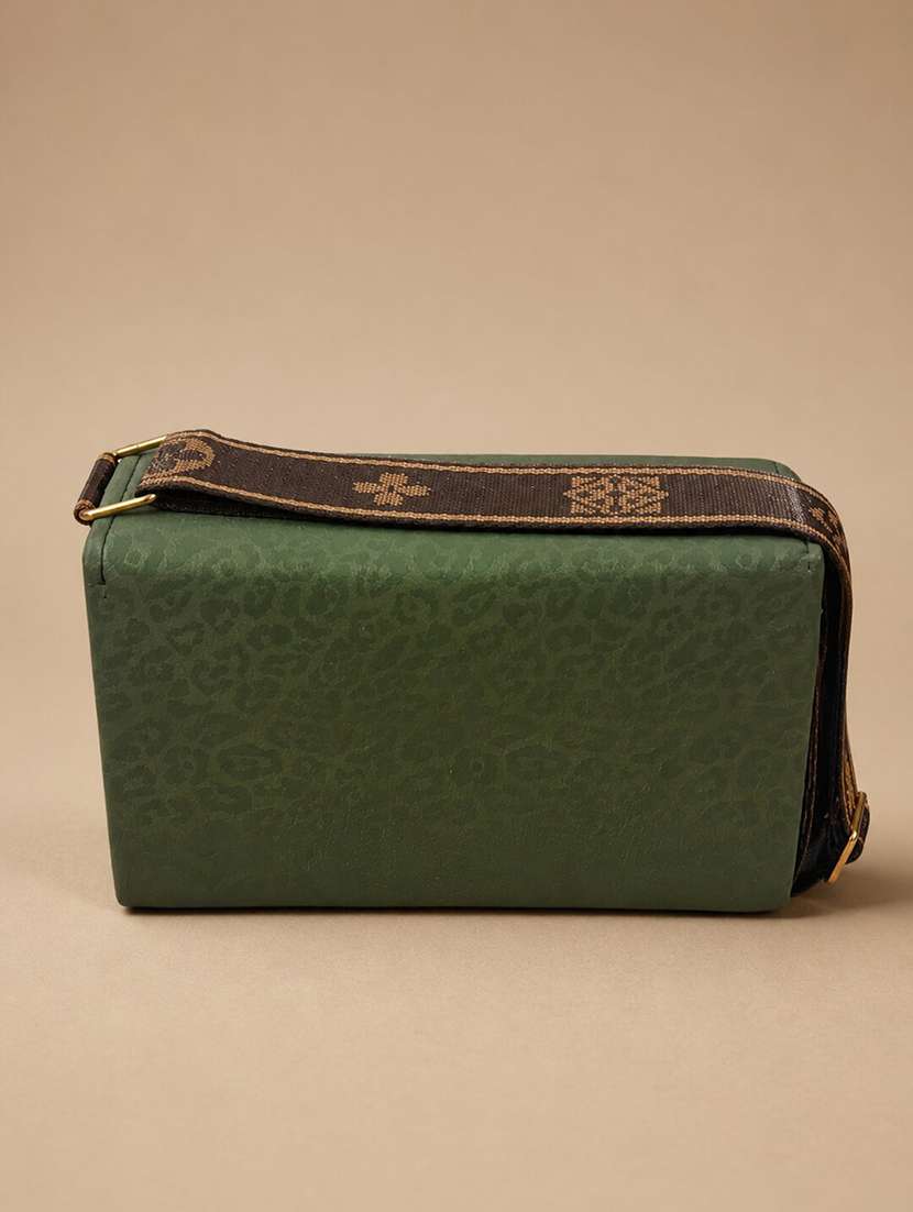 women green printed sling bag - 22518302 -  Standard Image - 1