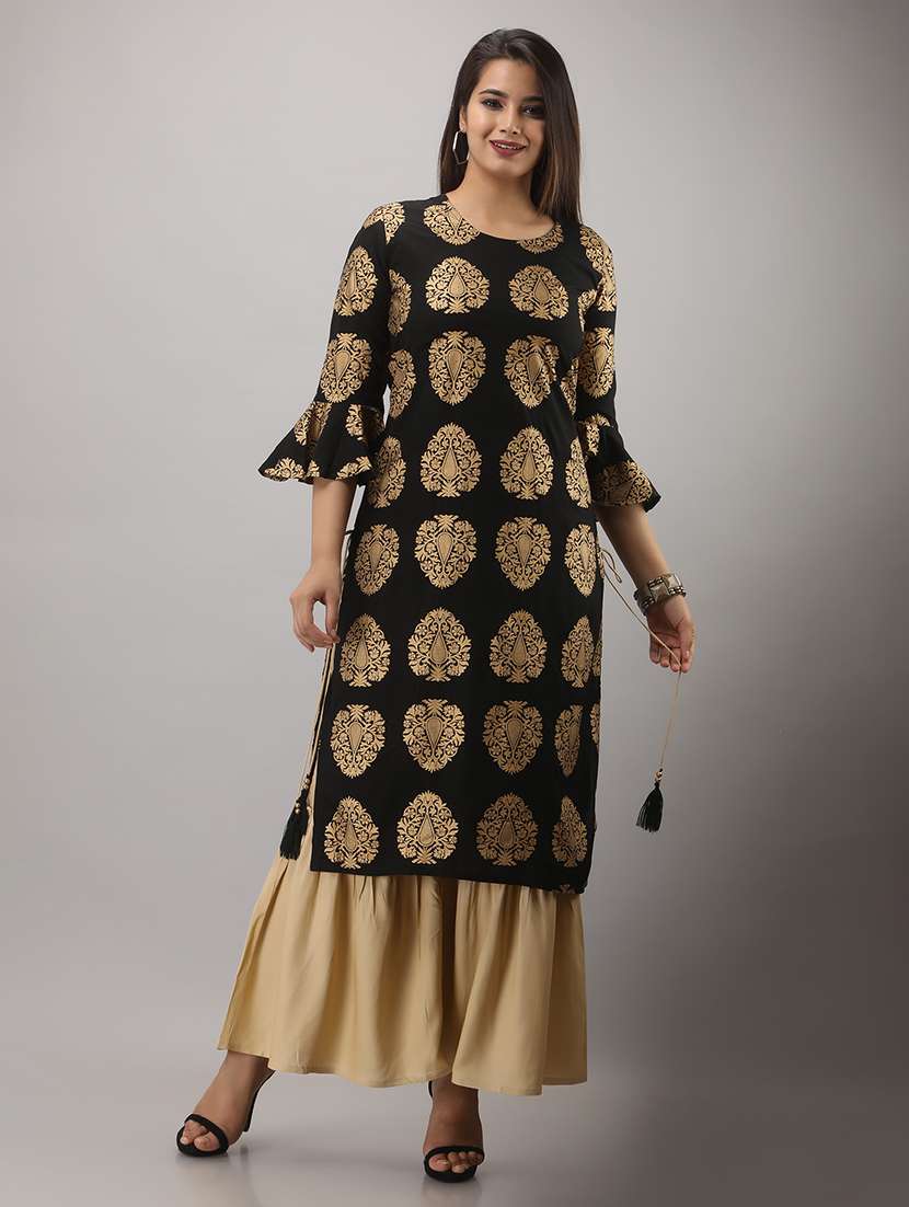 women printed three quarter sleeve kurta sharara set