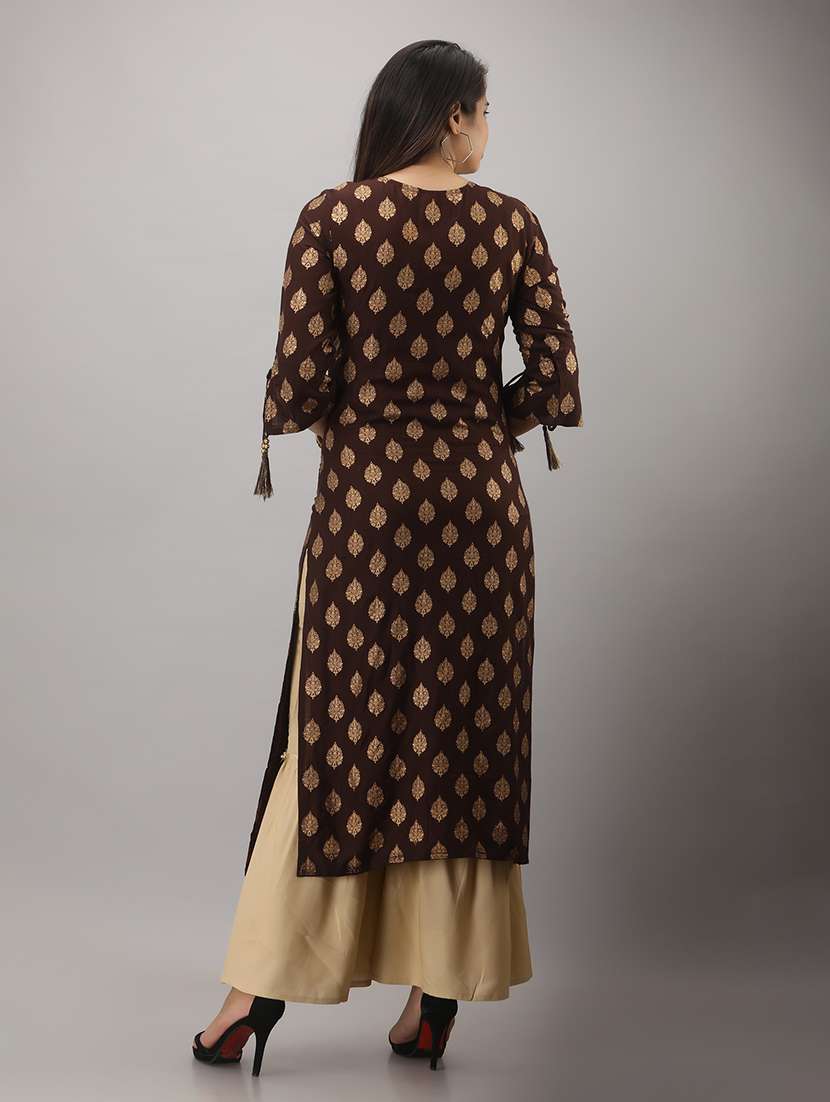 Women Printed Three Quarter Sleeve Kurta Sharara Set - 22518365 -  Standard Image - 4