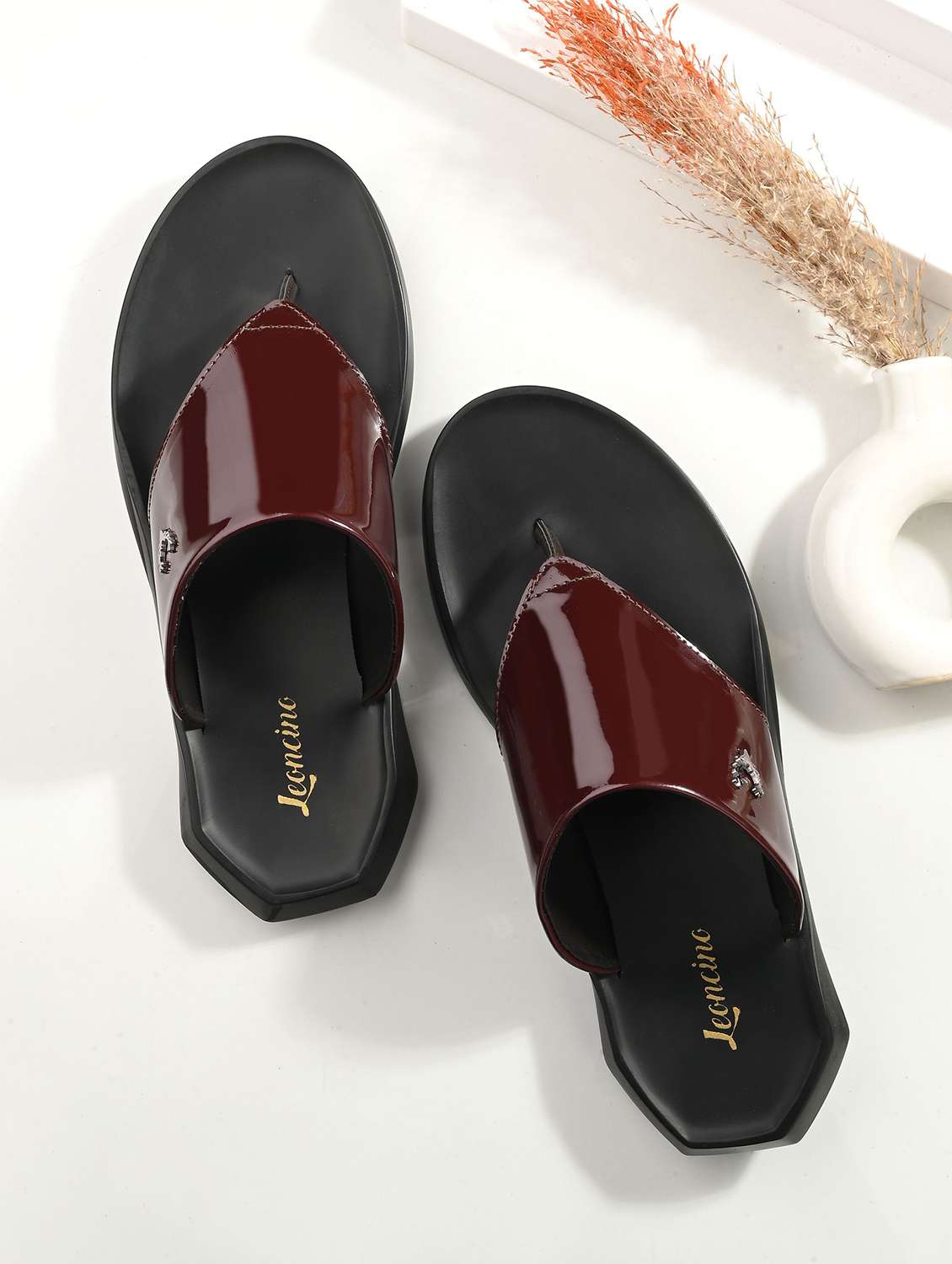 Men Brown Toe Seperator Sandal - 22518487 -  Standard Image - 1