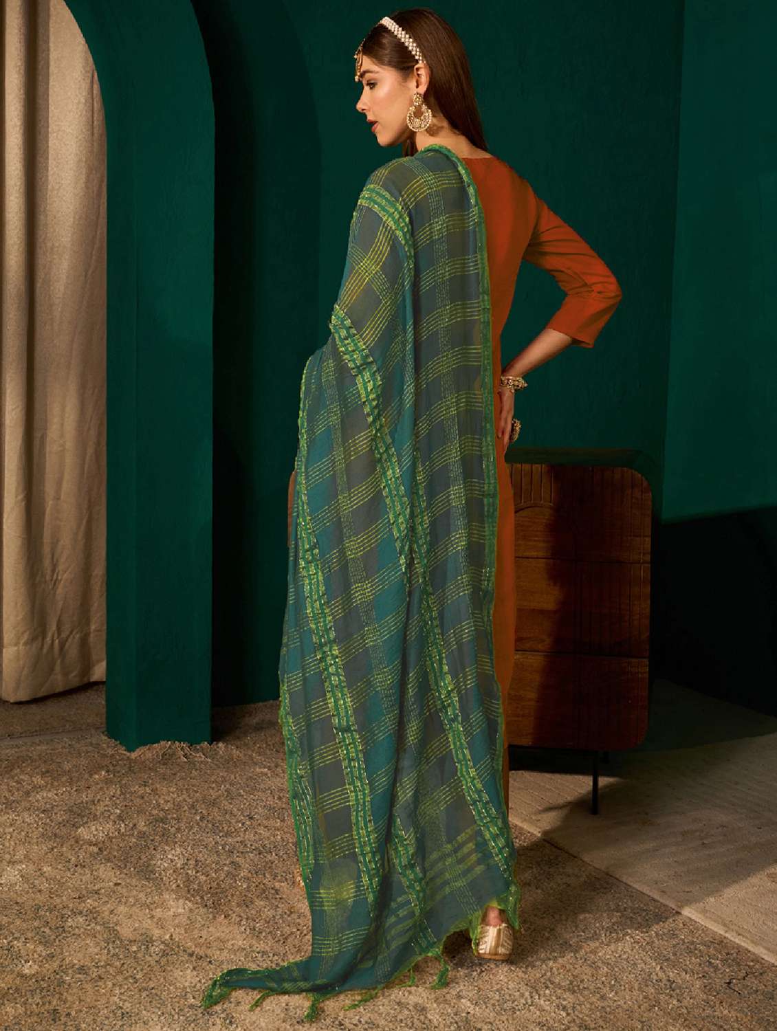 women embroidered three quarter sleeve kurta pant with dupatta set - 22518507 -  Standard Image - 4