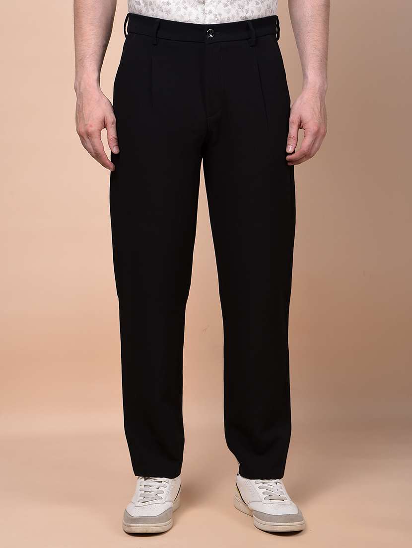 men solid mid rise pleated chinos