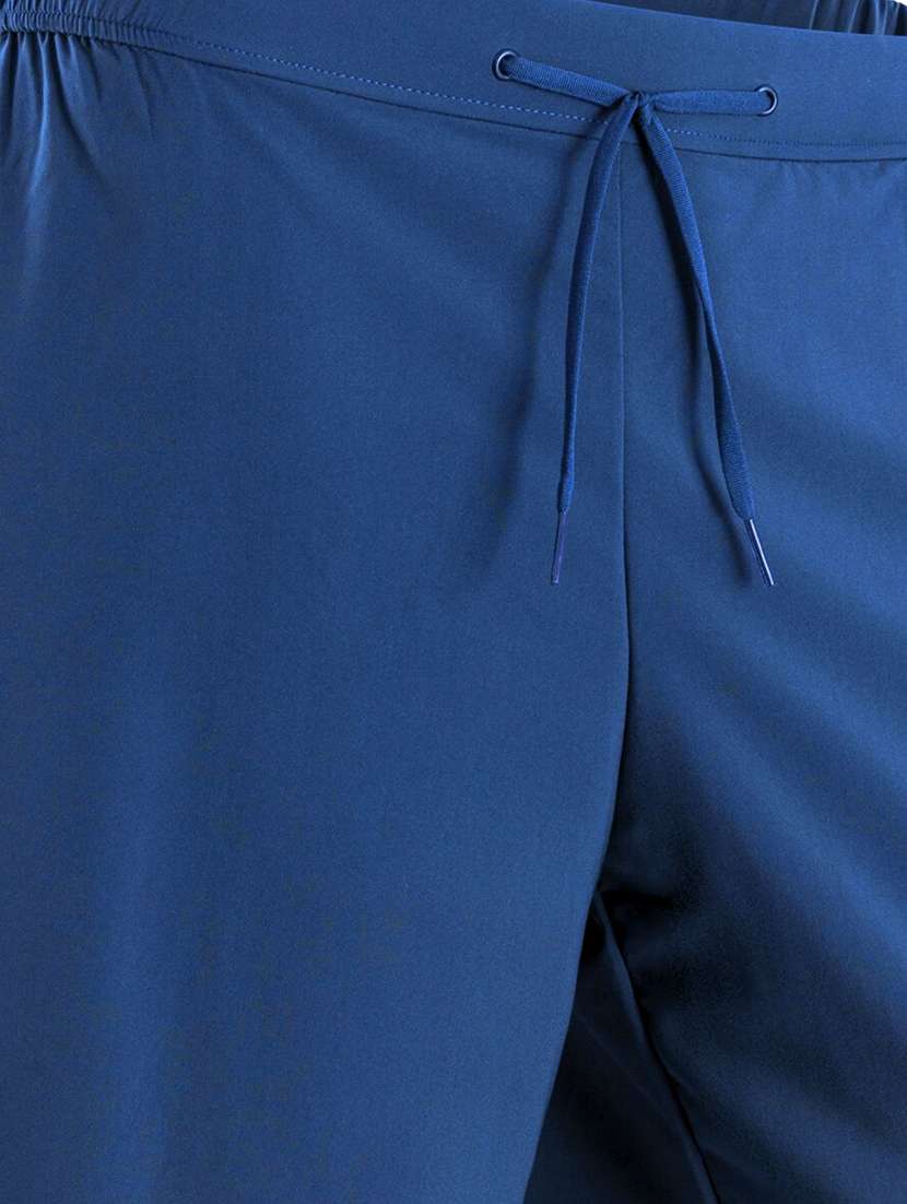 men solid mid rise regular fit sport shorts - 22520869 -  Standard Image - 4