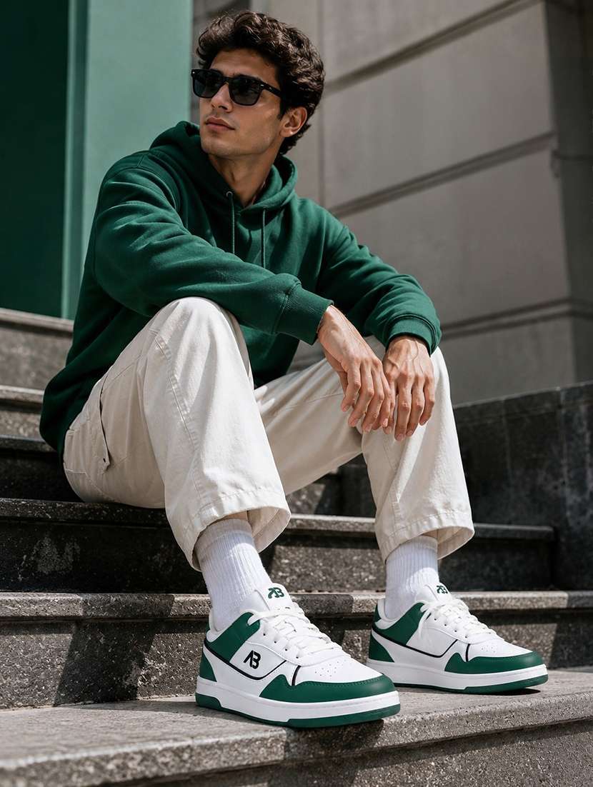 men color block lace up sneaker