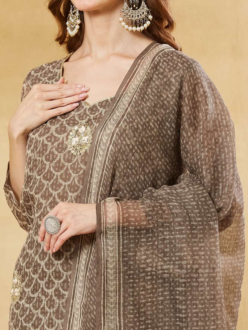 women printed three quarter sleeves kurta pant set with dupatta - 22521170 -  Standard Image - 1