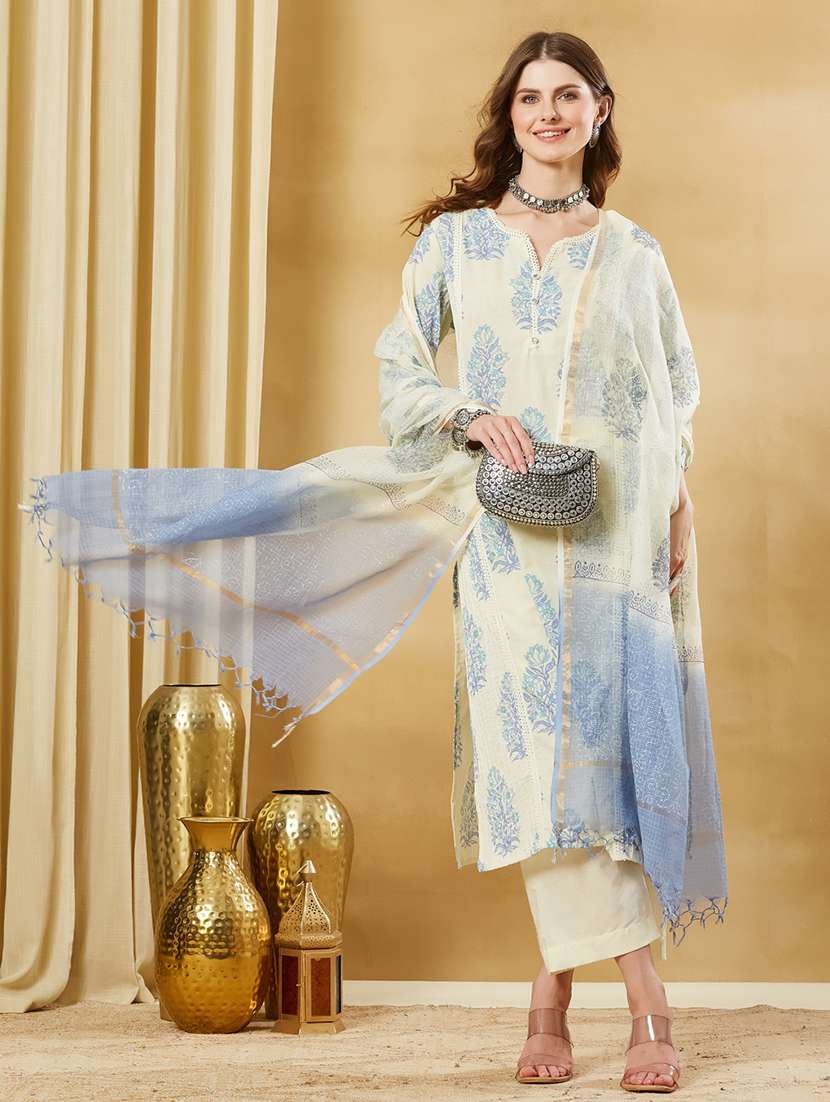 women printed three quarter sleeves kurta pant set with dupatta