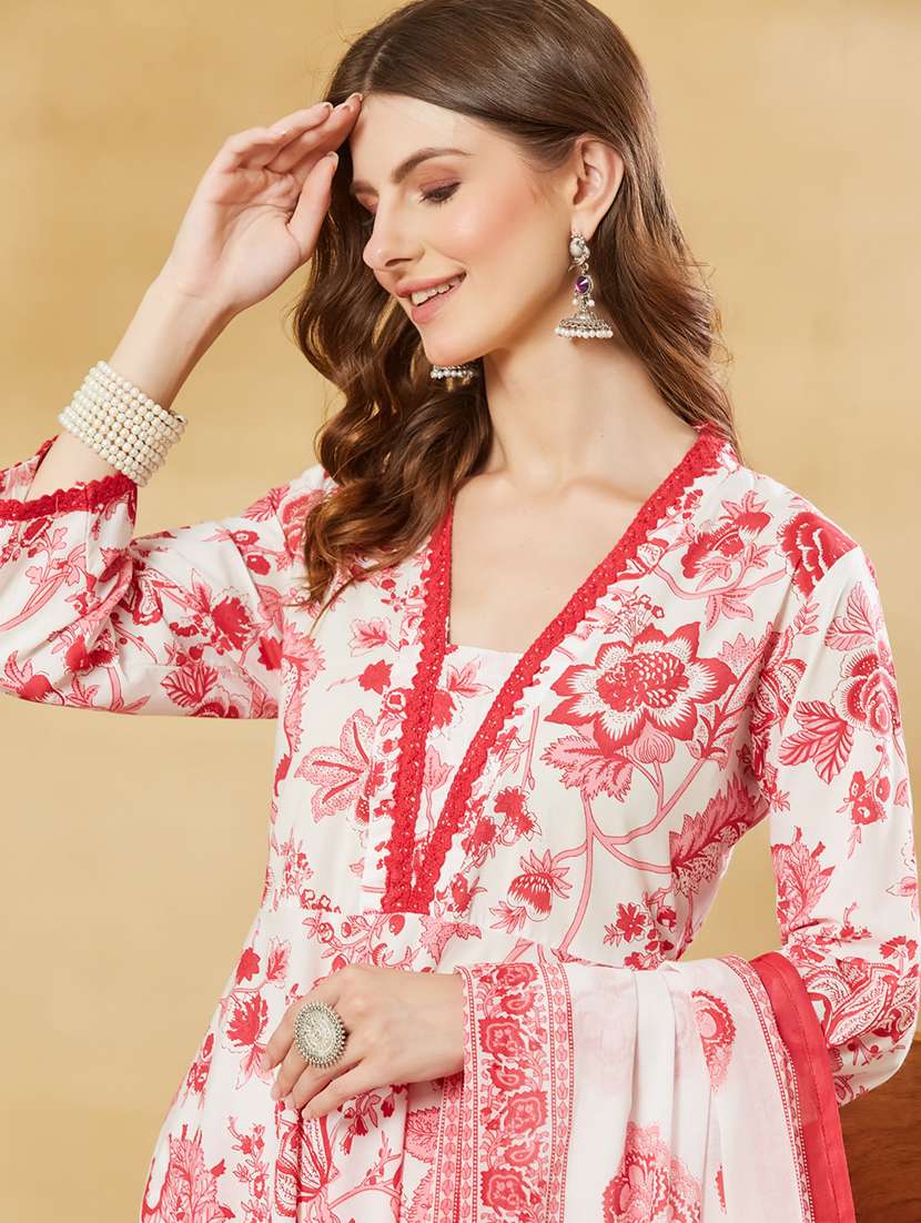 women printed three quarter sleeves kurta pant set with dupatta - 22521185 -  Standard Image - 1