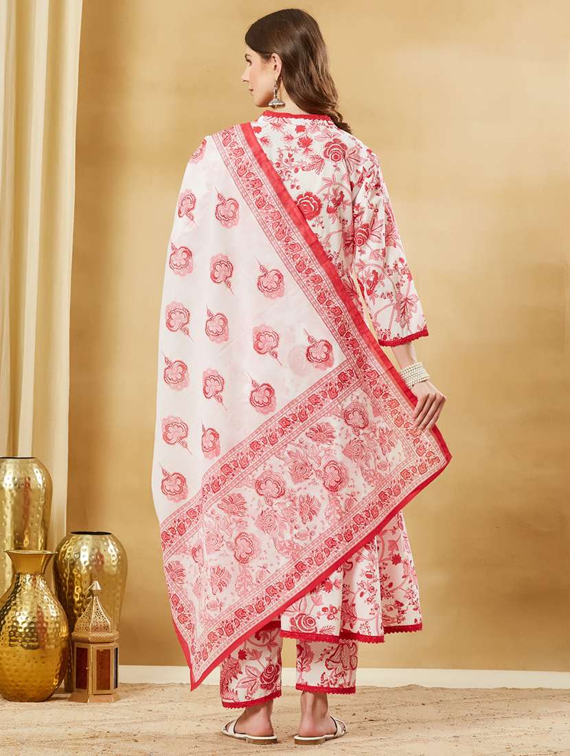 women printed three quarter sleeves kurta pant set with dupatta - 22521185 -  Standard Image - 4