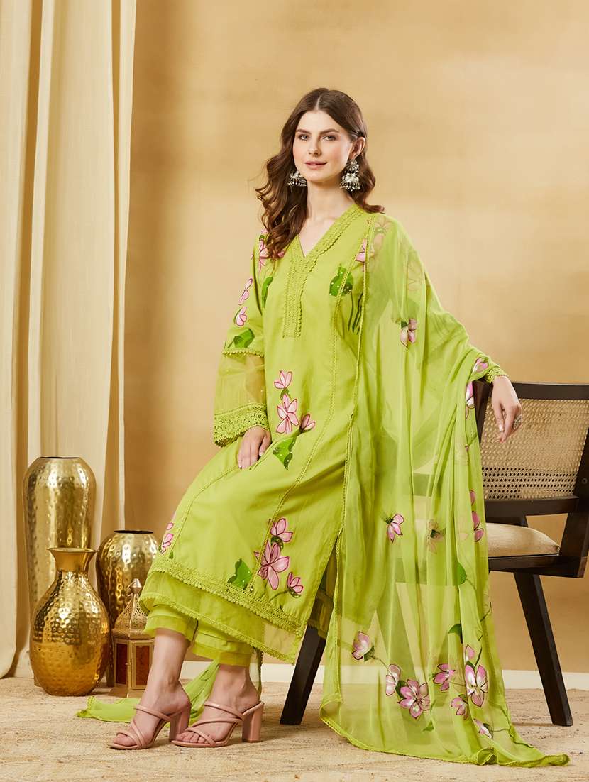 Women Printed Long Sleeves Kurta Pant Set With Dupatta - 22522536 -  Standard Image - 4