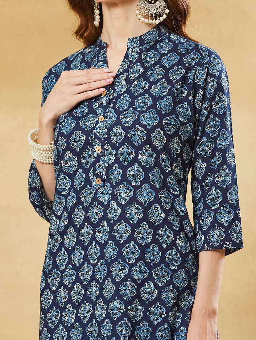 Women Printed Three Quarter Sleeves Kurta Palazzo Set - 22522538 -  Standard Image - 1