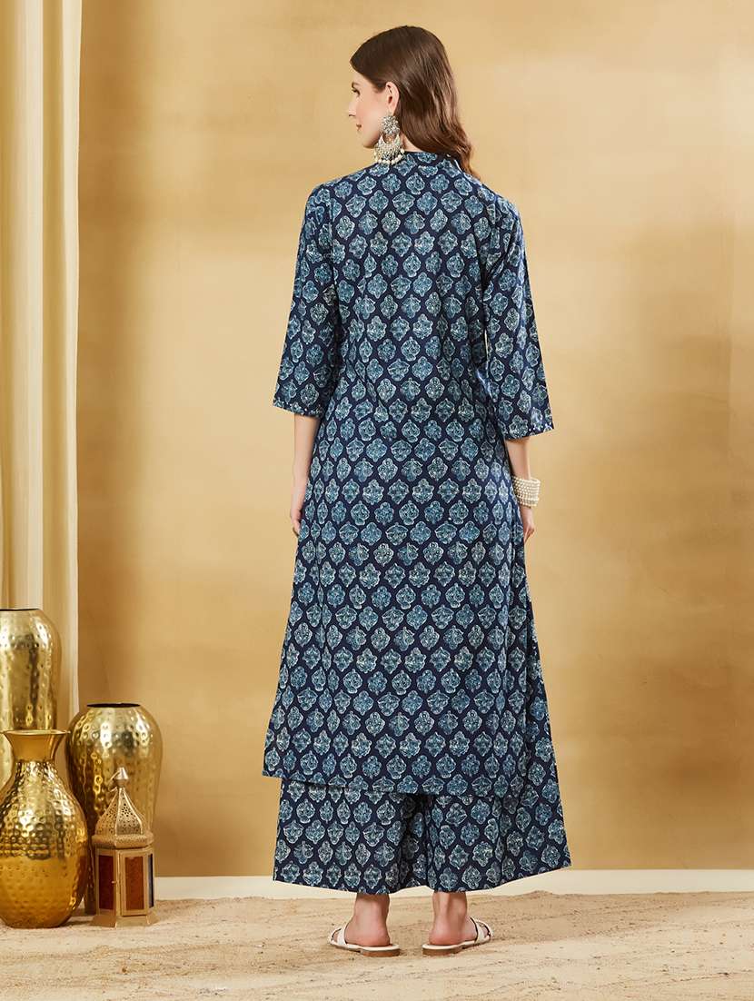 Women Printed Three Quarter Sleeves Kurta Palazzo Set - 22522538 -  Standard Image - 4
