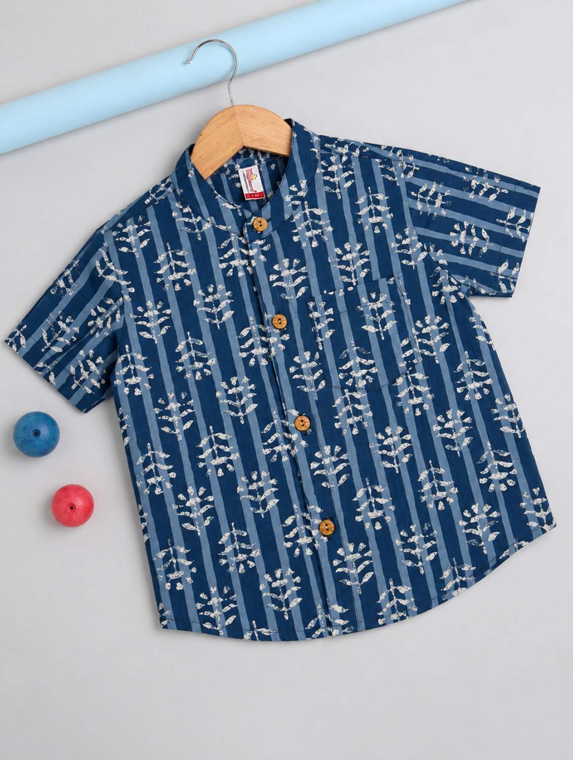 boys printed short sleeves shirt - 22522675 -  Standard Image - 1