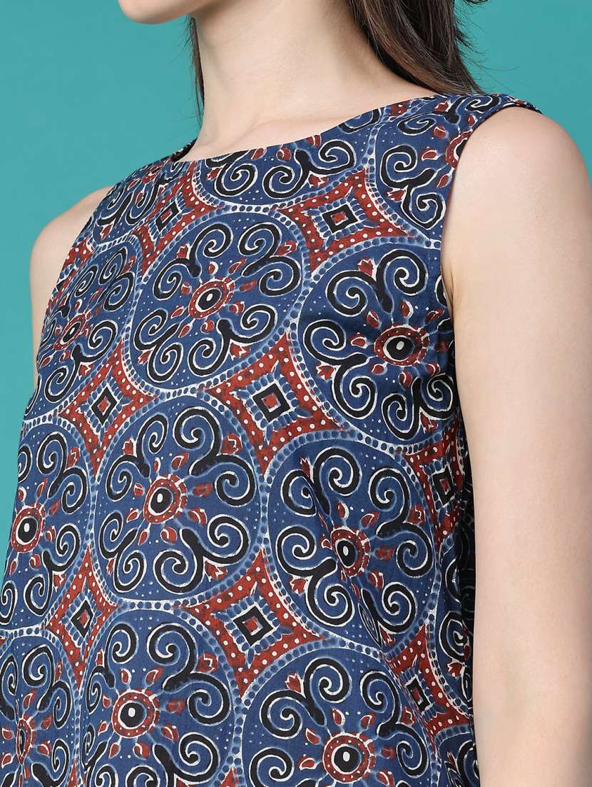 Women Printed Sleeveless Regular Top - 22522878 -  Standard Image - 1