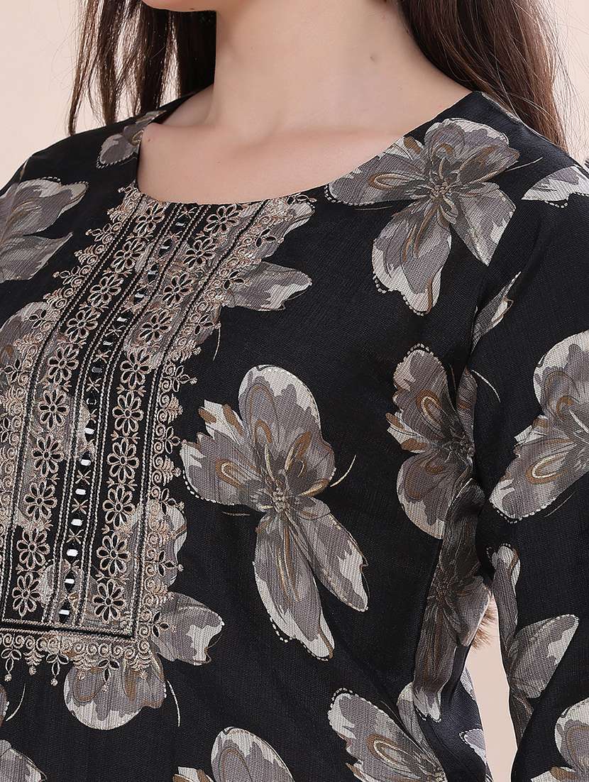 Women Printed Three Quarter Sleeves Kurta Pant With Dupatta Set - 22524145 -  Standard Image - 1