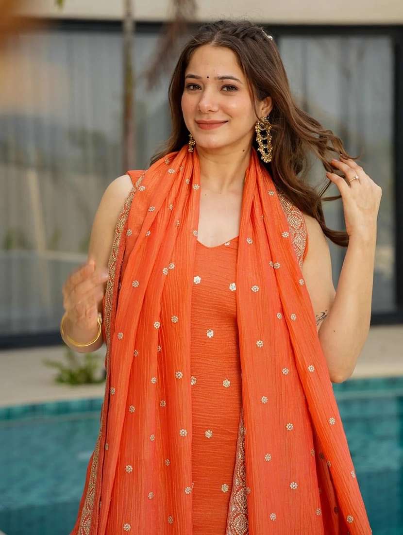 women embroidered sleeveless kurta palazzo with dupatta set - 22524456 -  Standard Image - 1