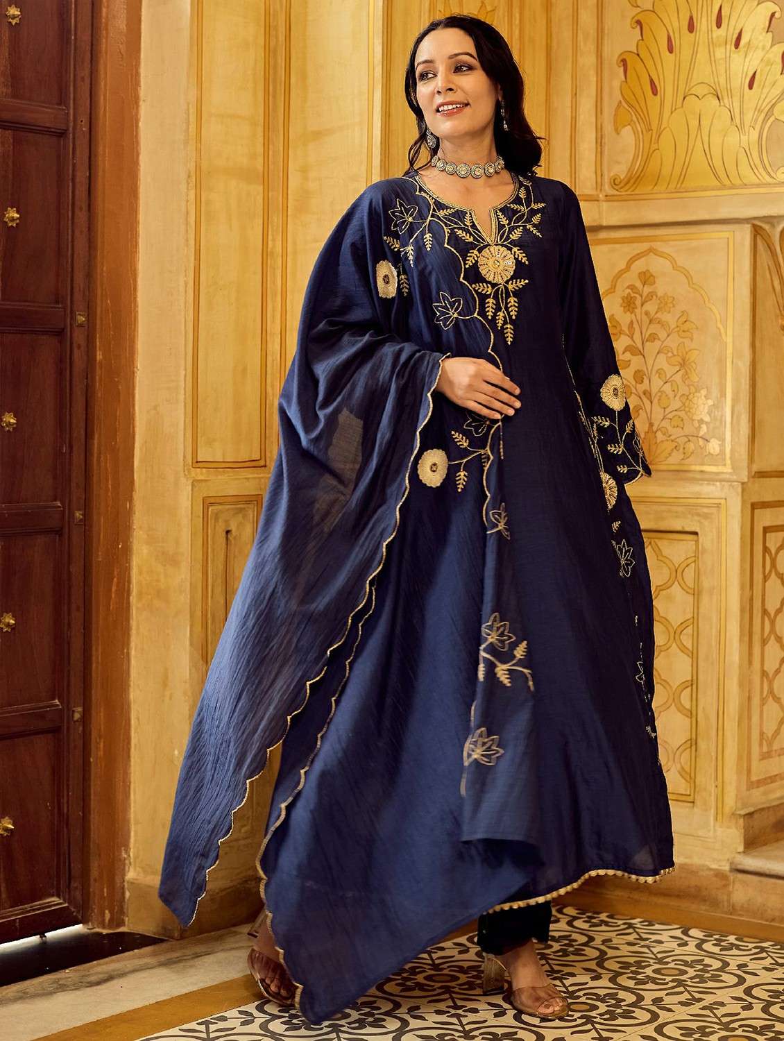 women embroidered long sleeve kurta pant with dupatta set - 22524462 -  Standard Image - 1