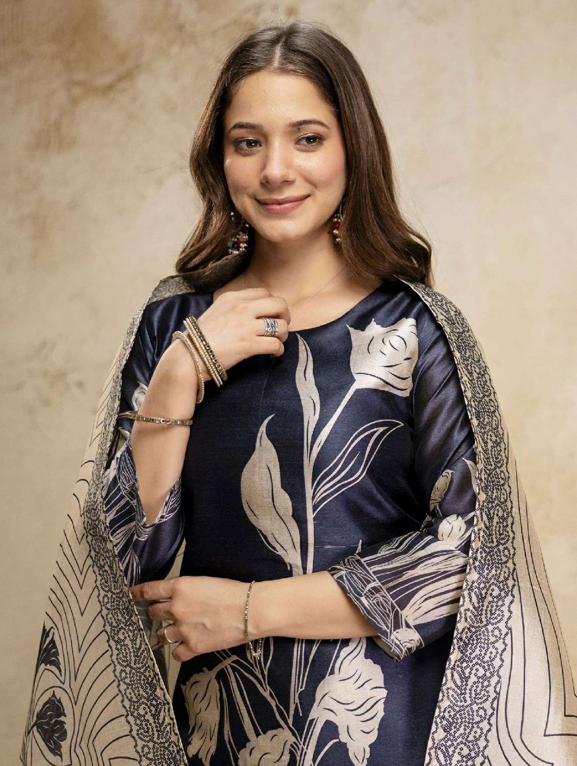 women printed three quarter sleeve kurta pant with dupatta set - 22524474 -  Standard Image - 1