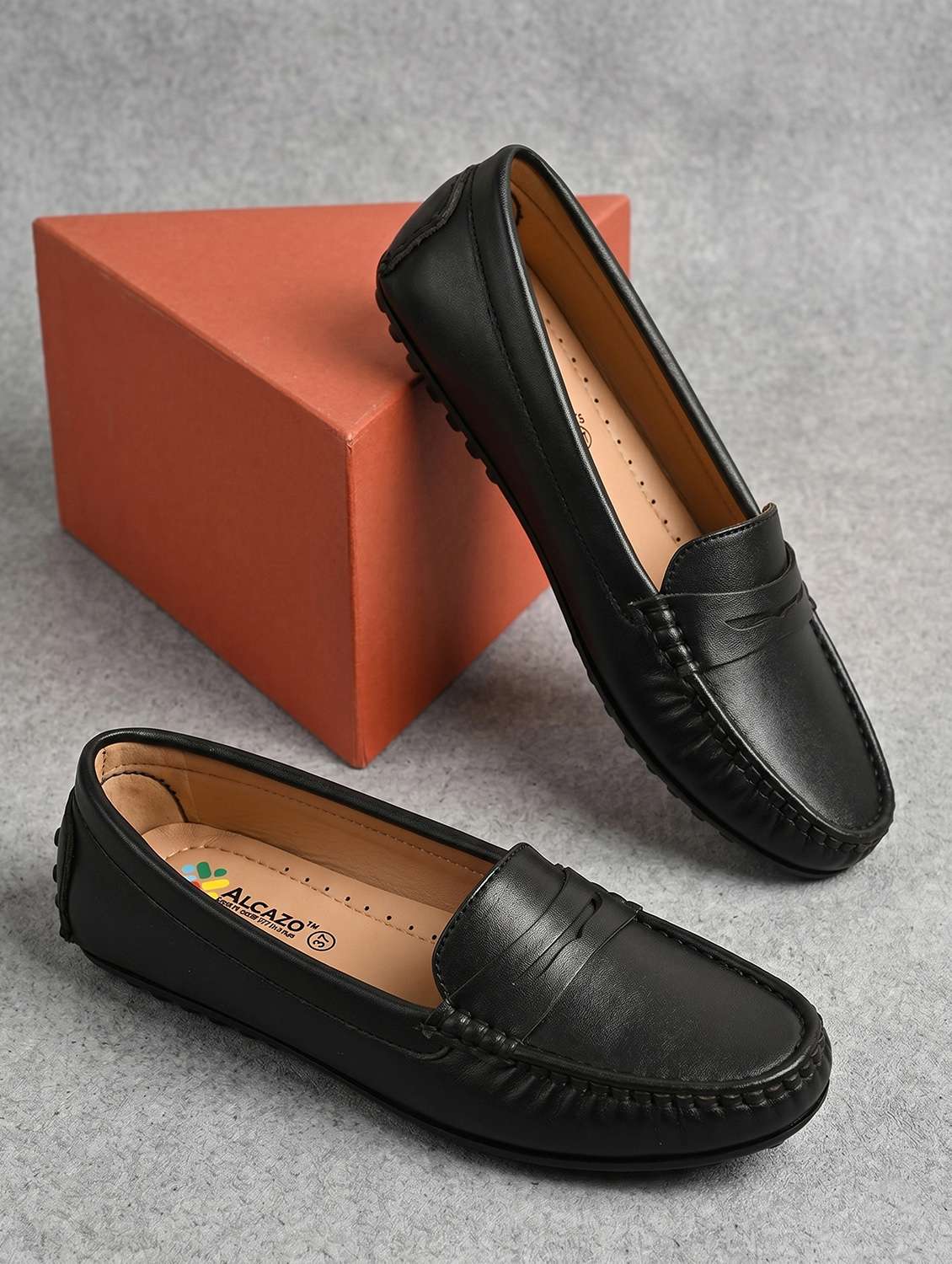 women solid slip on loafers