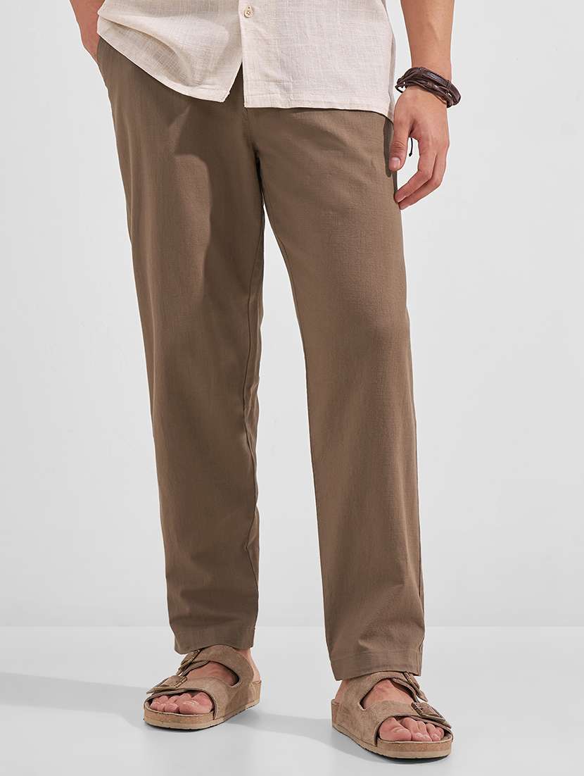 men solid high rise flat front casual trouser