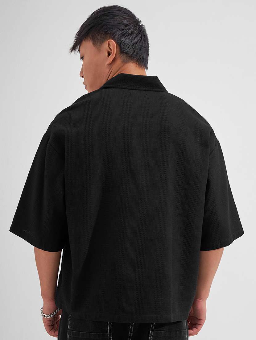 men solid short sleeve oversized casual shirt - 22526798 -  Standard Image - 4