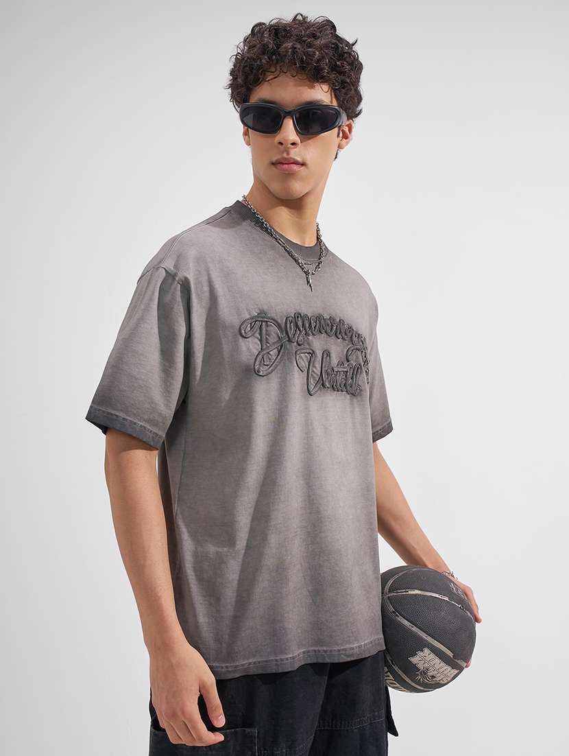 men applique detail short sleeve t-shirt