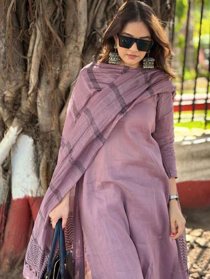 women solid three quarter sleeve kurta pant with dupatta set - 22527137 -  Standard Image - 1
