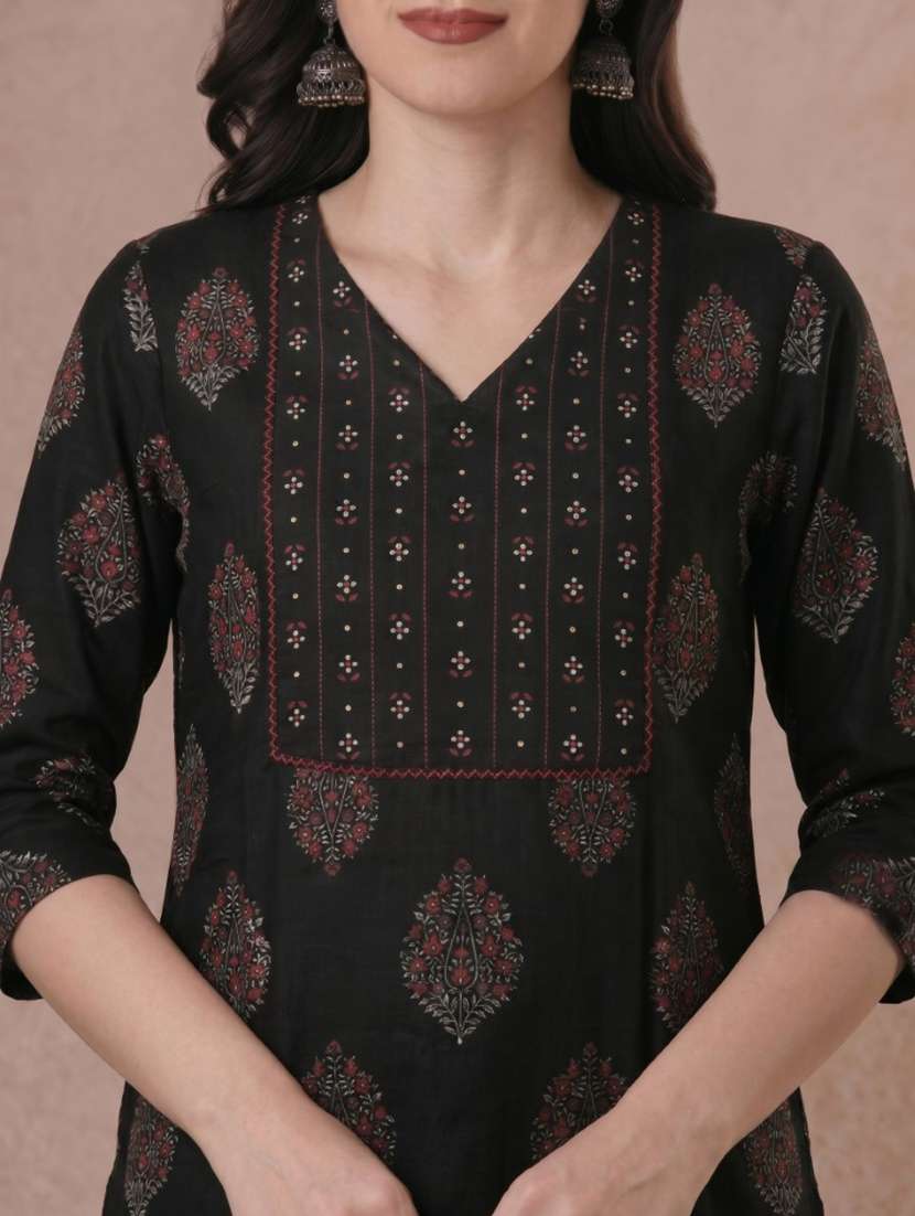 women printed three quarter sleeve kurta pant with dupatta set - 22527574 -  Standard Image - 1