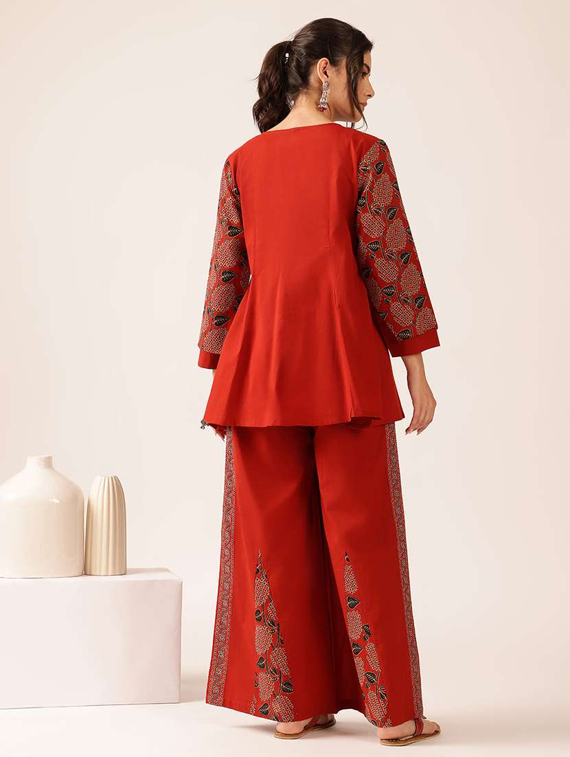Women Printed Long Sleeve Ethnic Co-ord Set - 22527659 -  Standard Image - 4