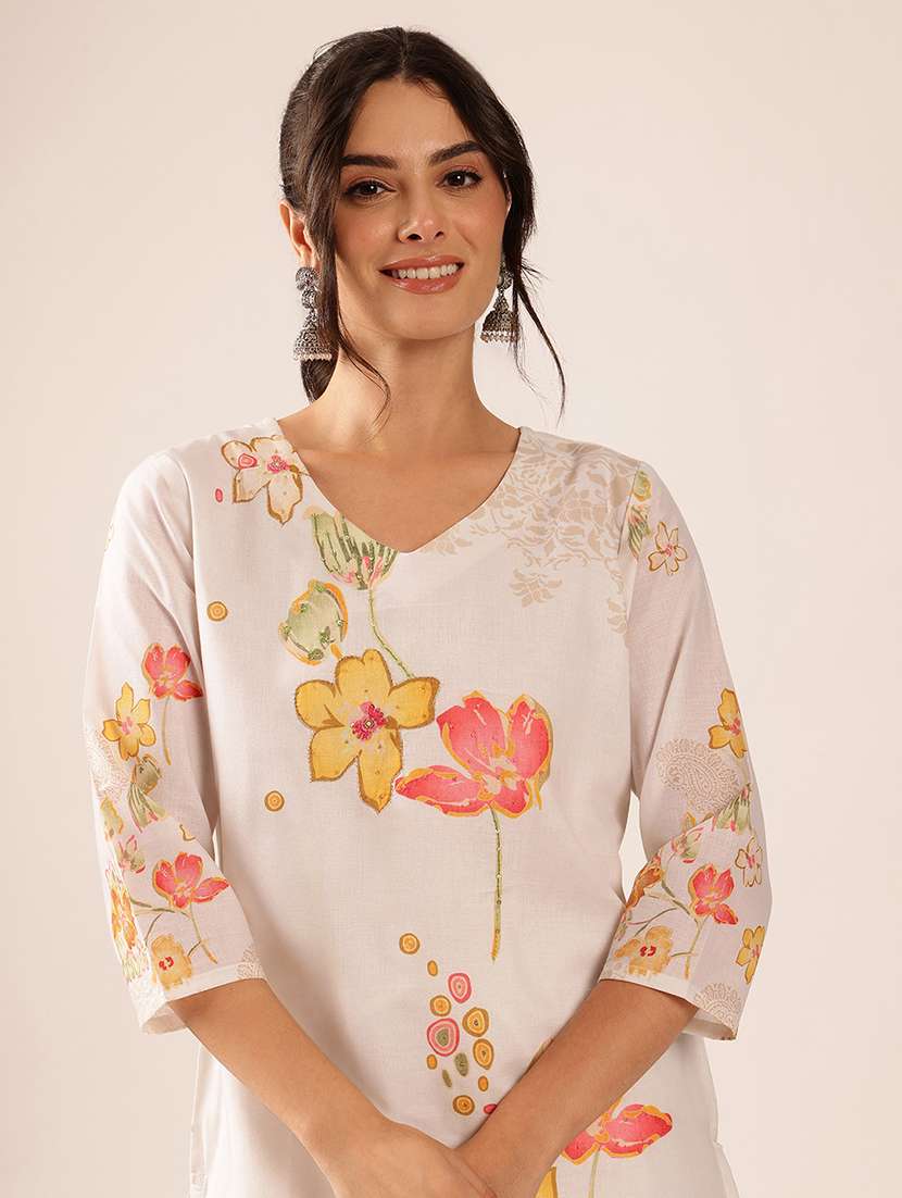 women floral three quarter sleeve kurta pant with dupatta set - 22527680 -  Standard Image - 1