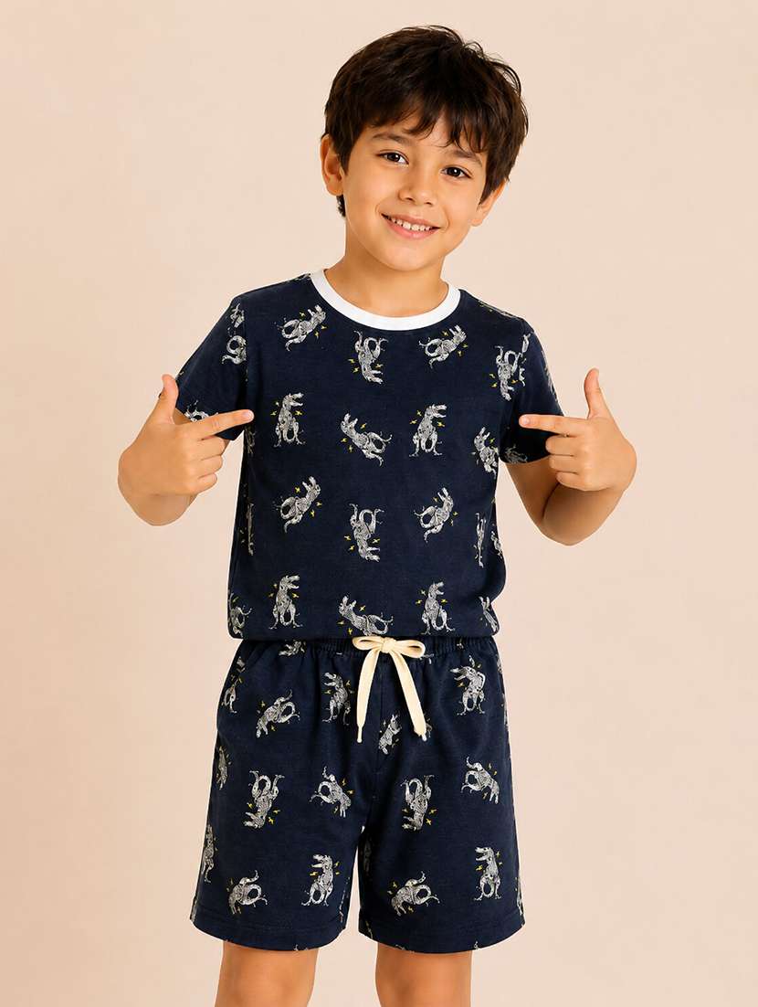 boys printed t-shirt & shorts co-ords set