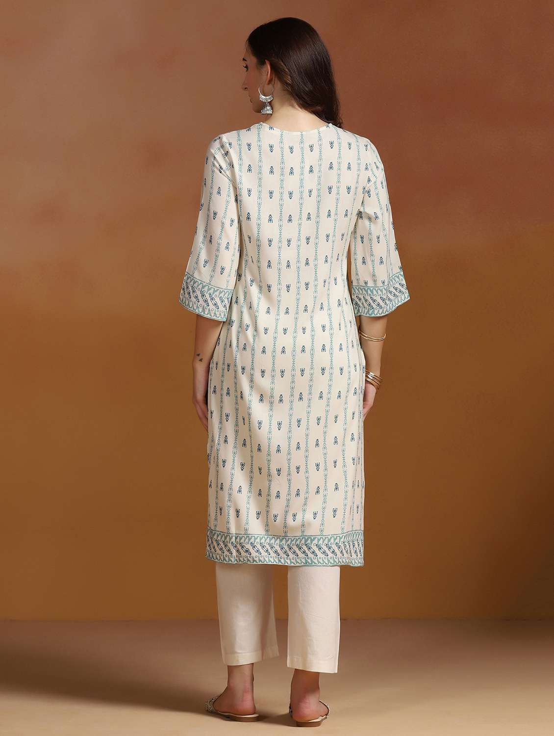 women printed three quarter sleeves straight kurta - 22527729 -  Standard Image - 4