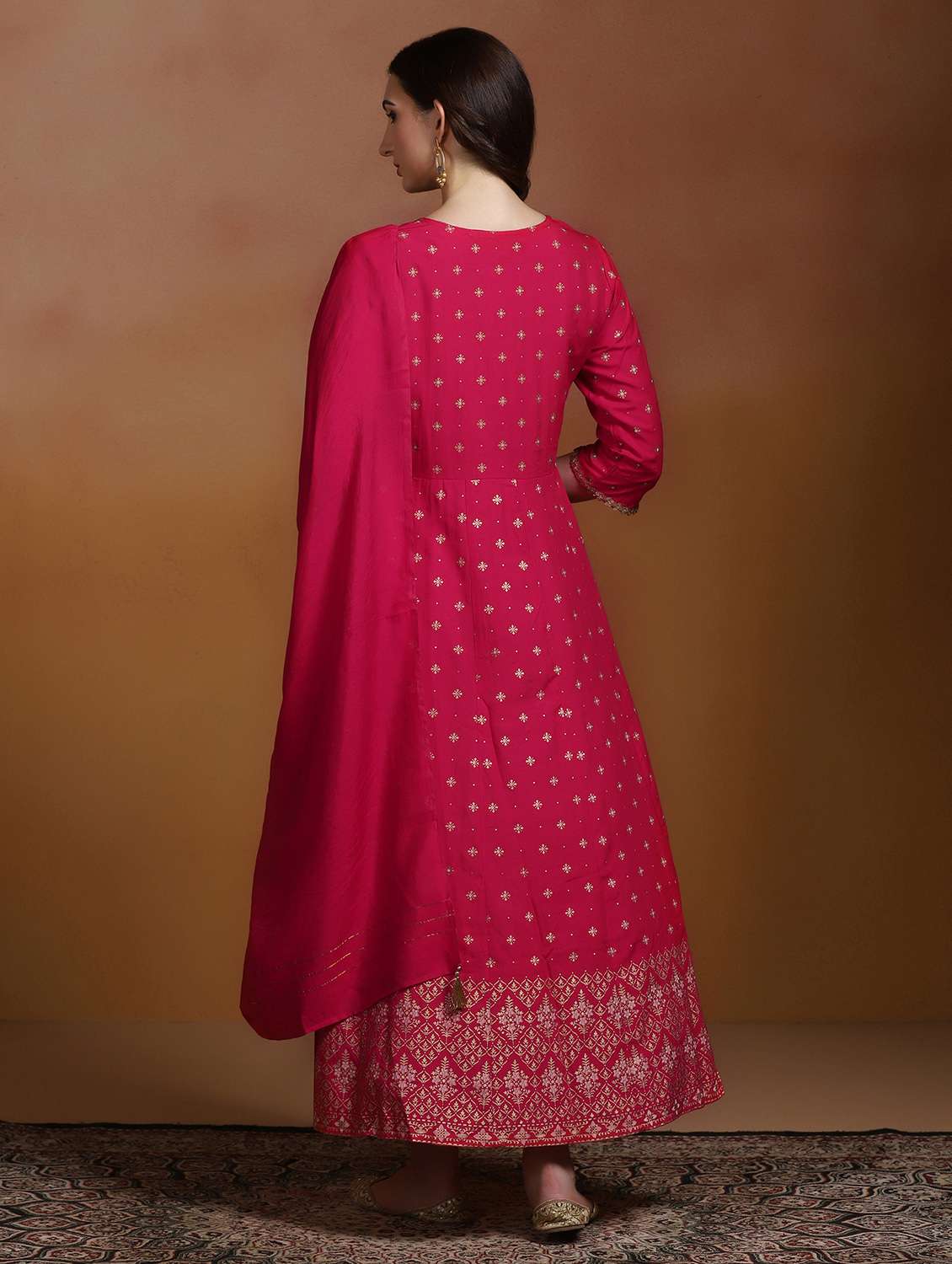 women printed three quarter sleeves kurta dupatta set - 22527730 -  Standard Image - 4