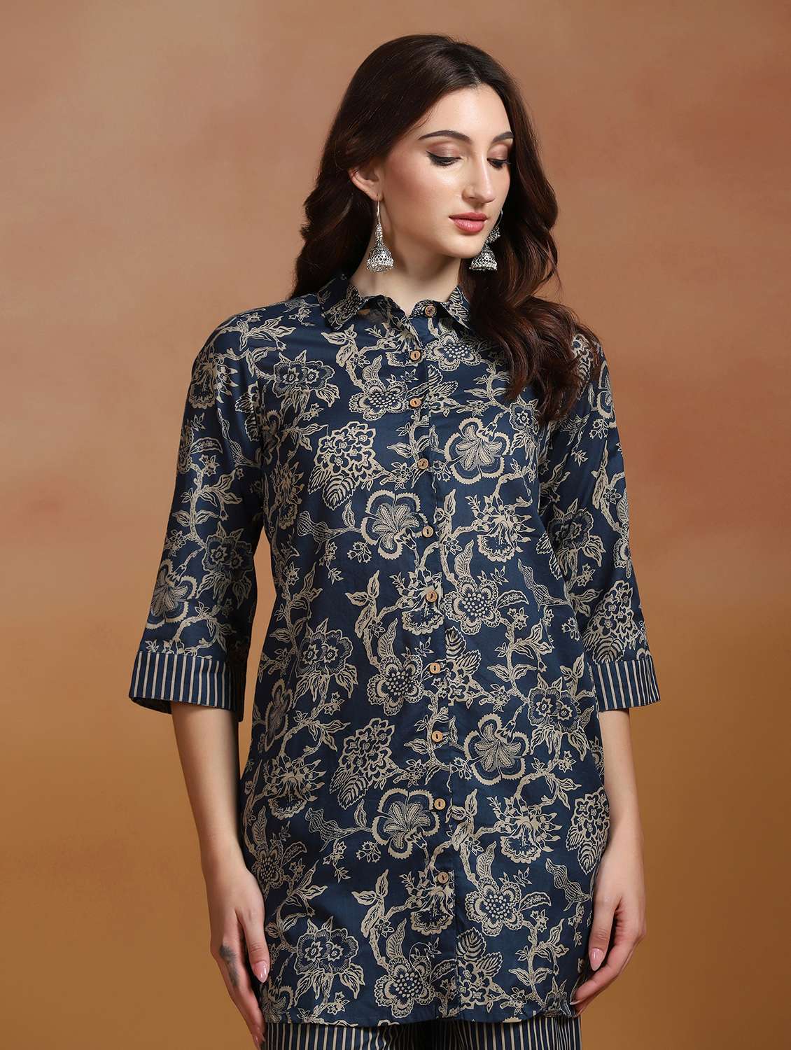 women printed three quarter sleeves kurta and palazzo set - 22527754 -  Standard Image - 1