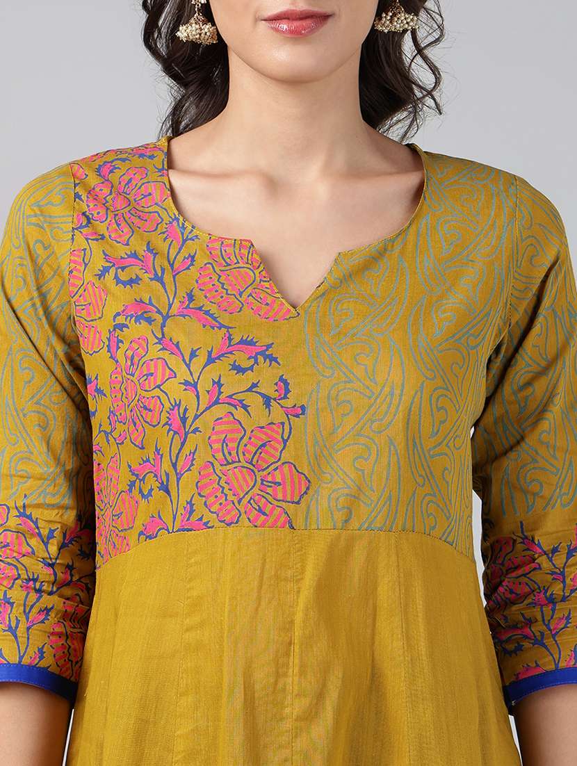 women printed three quarter sleeve anarkali kurta - 22527768 -  Standard Image - 1
