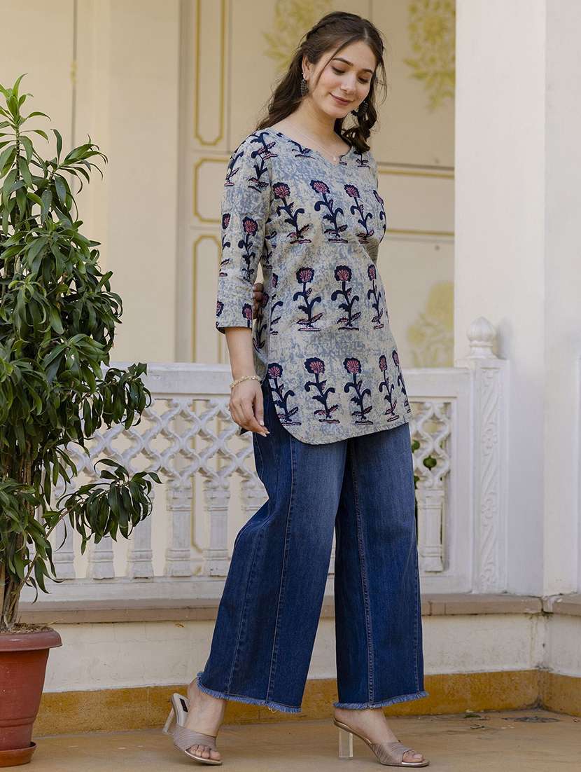 women printed three quarter sleeve straight kurti - 22527786 -  Standard Image - 4