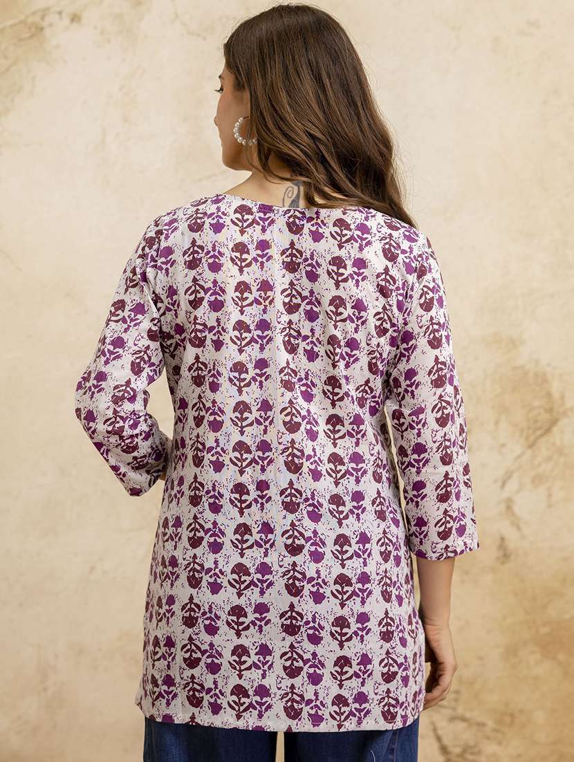 women printed three quarter sleeve straight kurti - 22527790 -  Standard Image - 4
