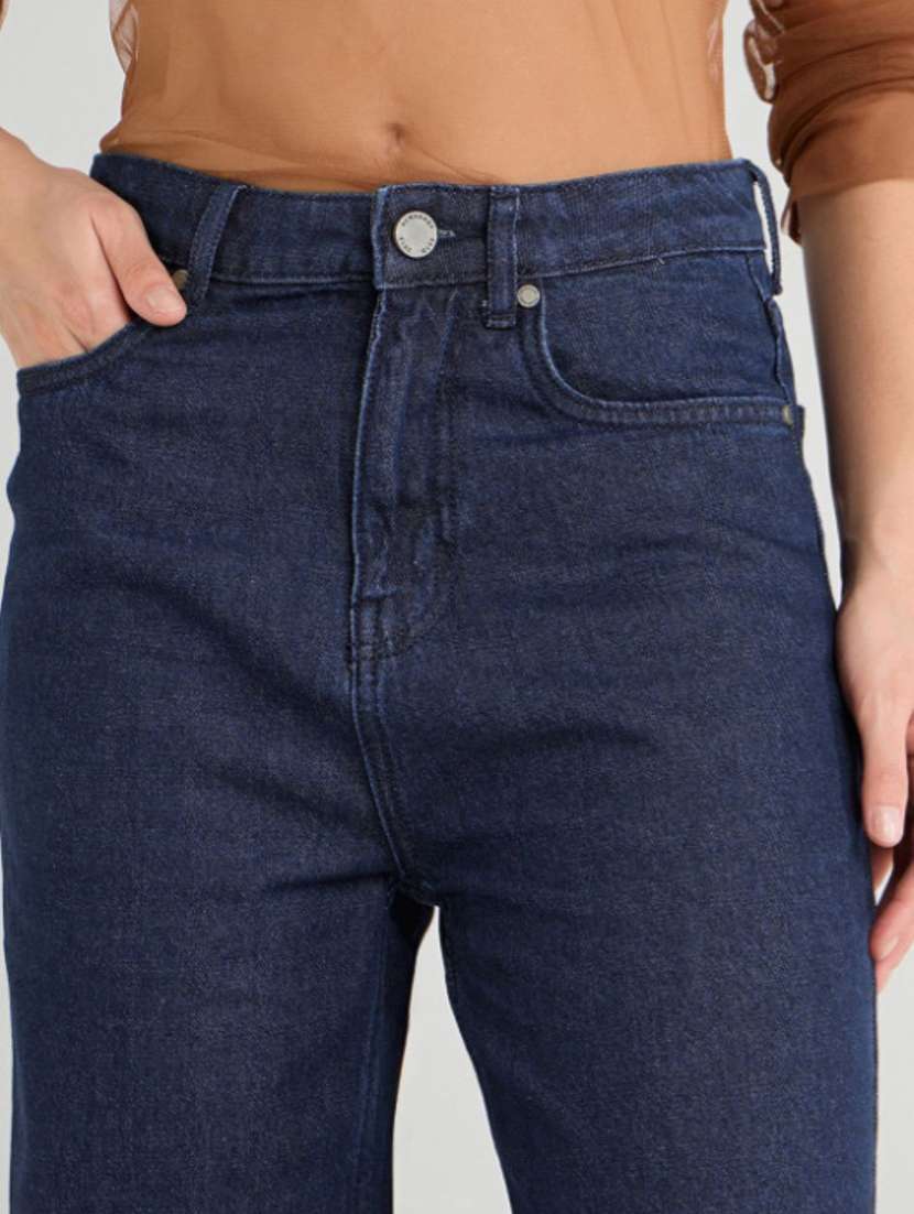 women solid mid rise straight fit jeans - 22528480 -  Standard Image - 1