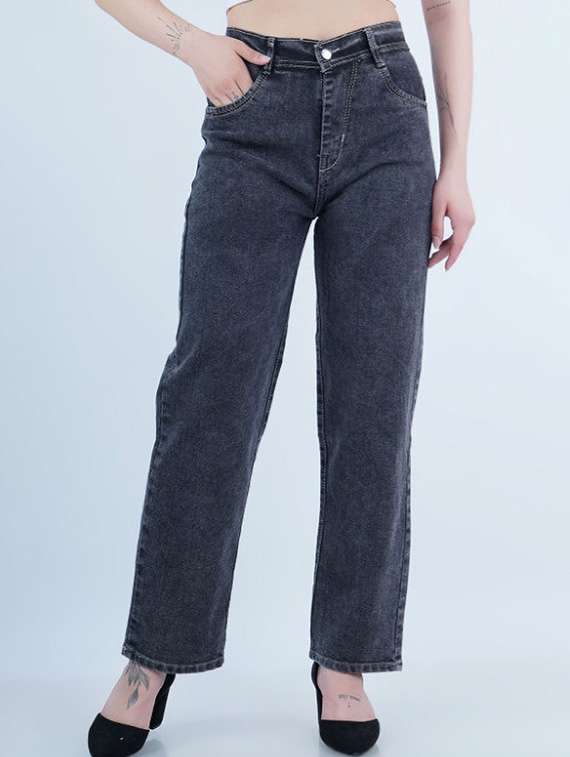 women washed mid rise straight fit jeans