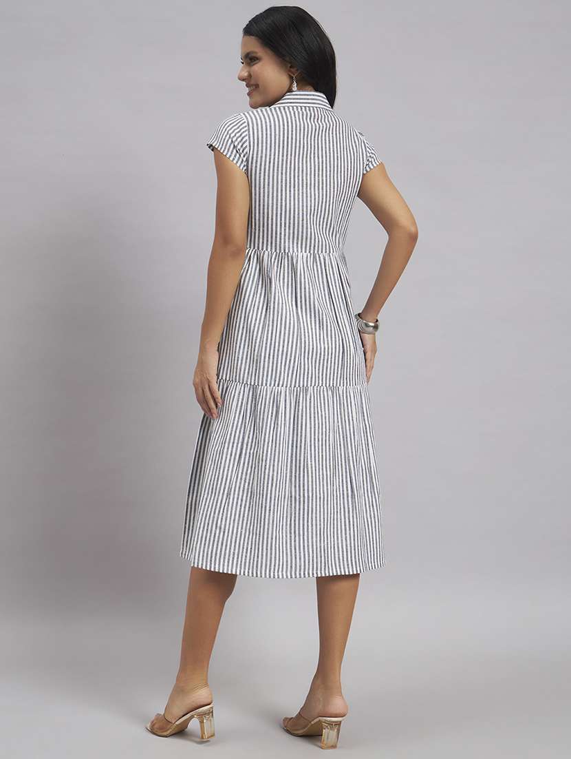 women printed cap sleeves tiered dress - 22528688 -  Standard Image - 4