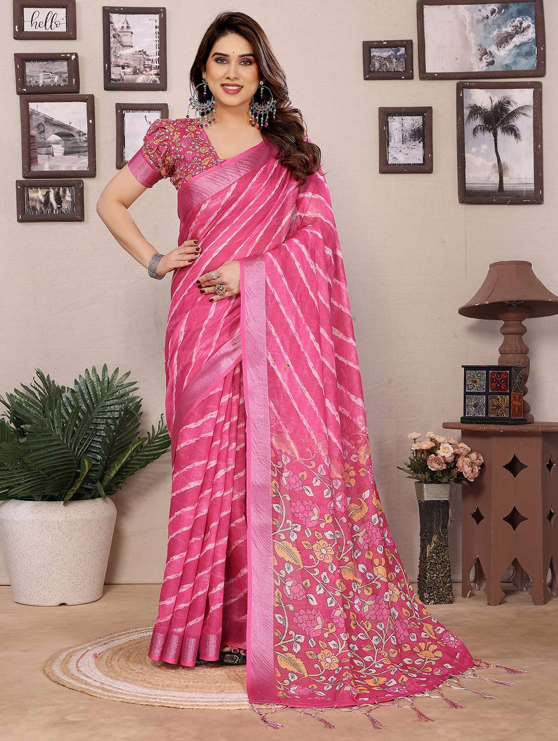 women printed casual wear saree with blouse - 22528717 -  Standard Image - 4