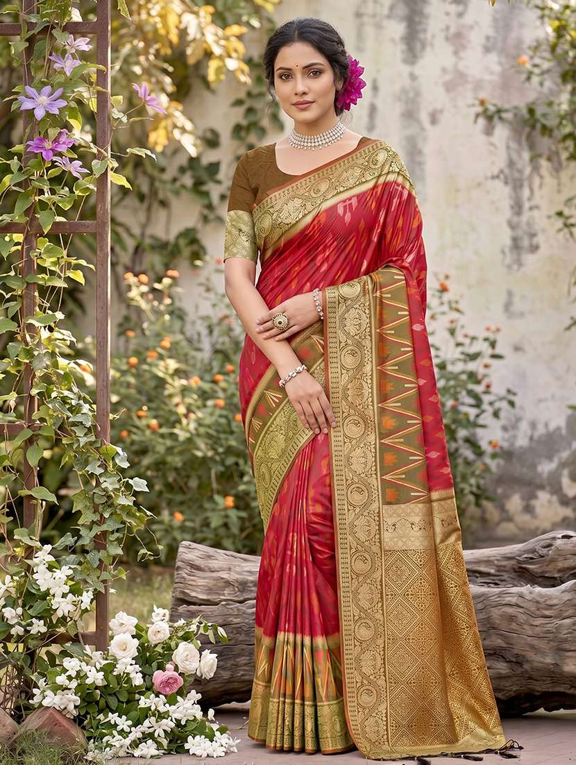 women self design pochampalli saree with blouse
