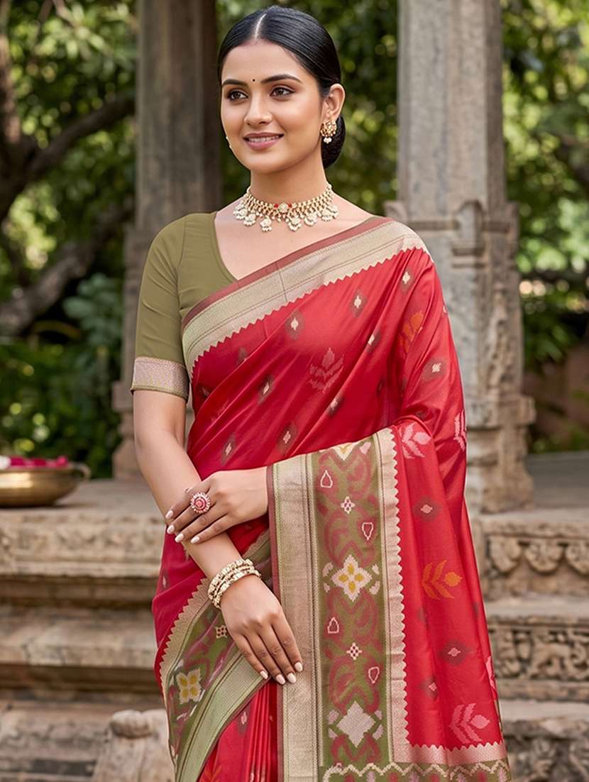 women self design pochampalli saree with blouse - 22540105 -  Standard Image - 1