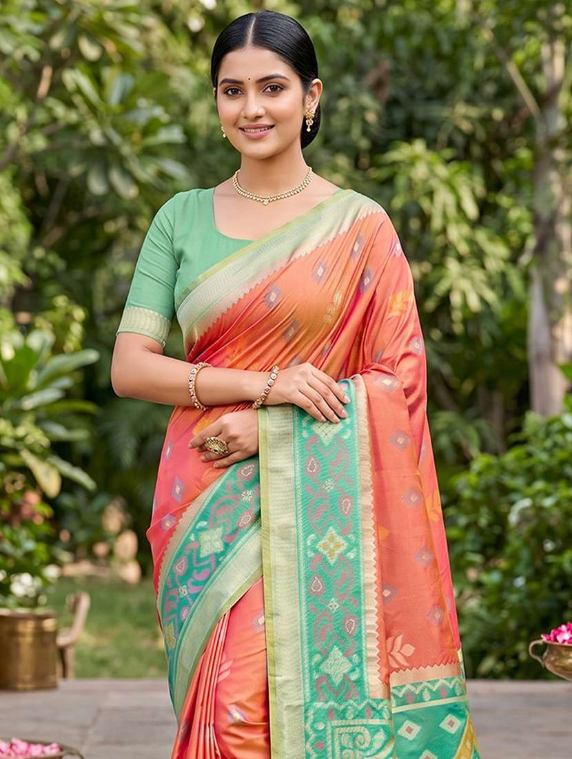 women self design pochampalli saree with blouse - 22540111 -  Standard Image - 1