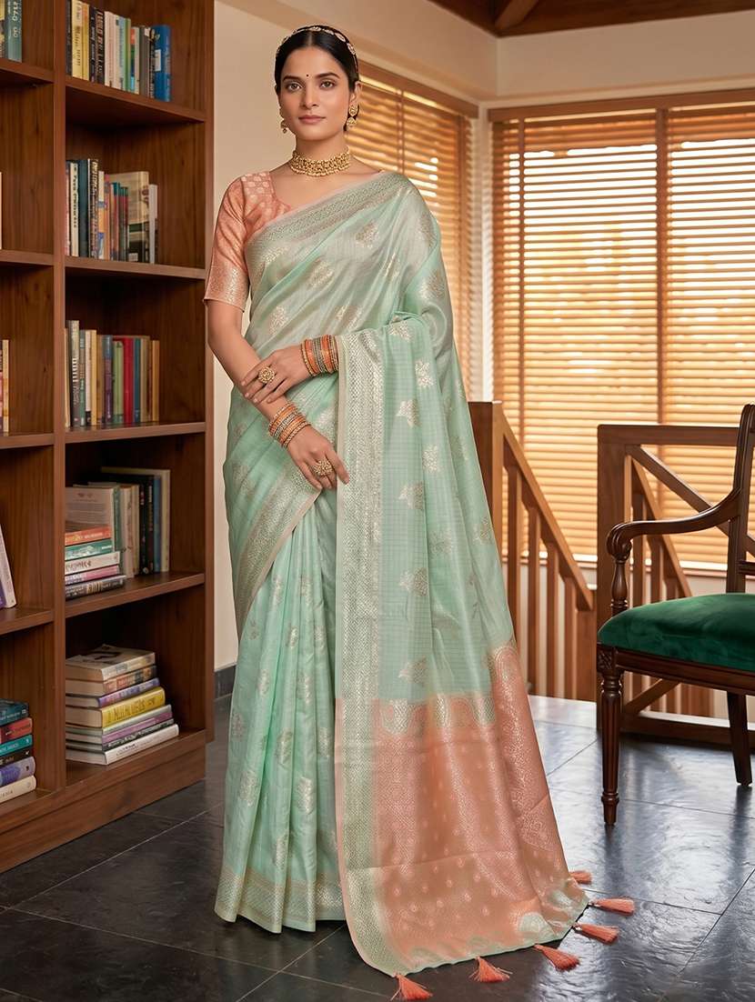 women self design banarasi saree with blouse