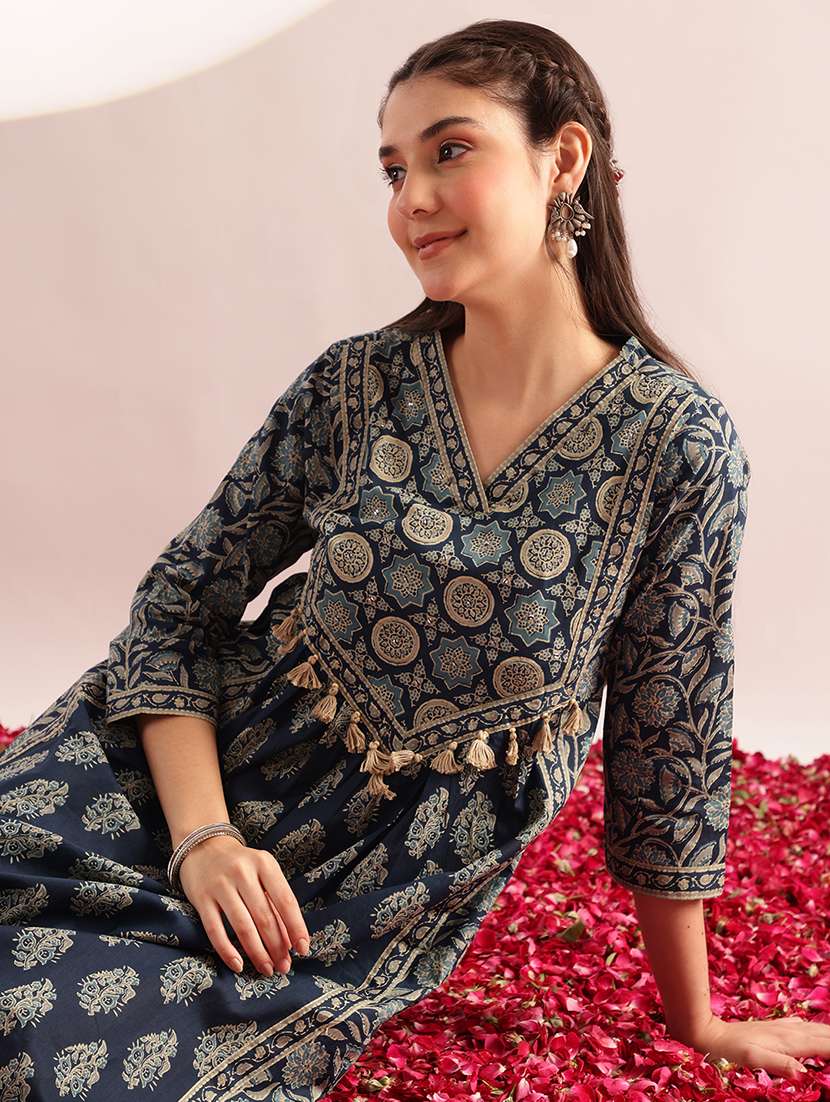 women printed three quarter sleeves a-line kurta  - 22540252 -  Standard Image - 1