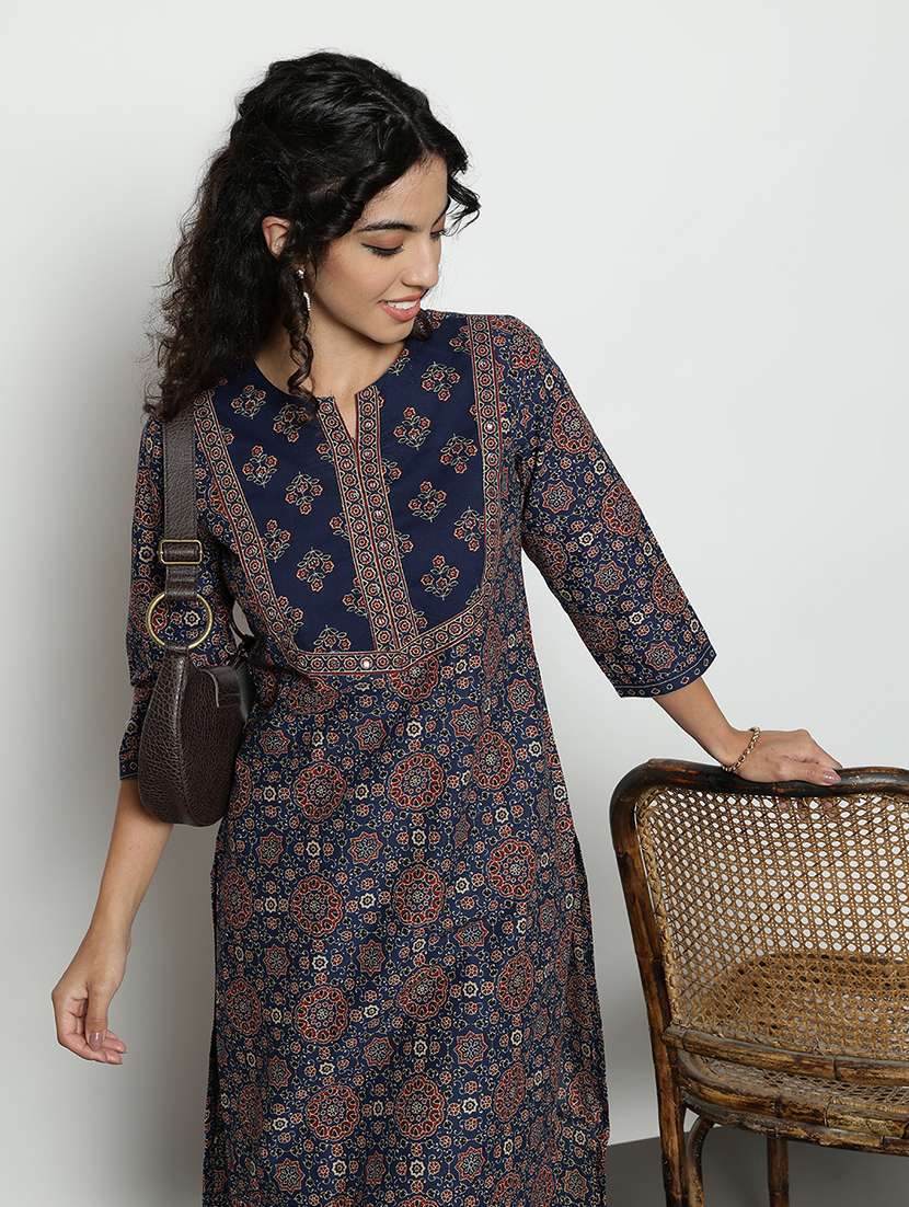 women printed three quarter sleeves straight kurta - 22540263 -  Standard Image - 1
