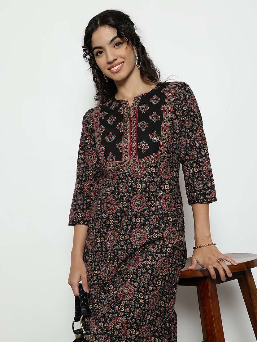 women printed three quarter sleeves straight kurta - 22540264 -  Standard Image - 1