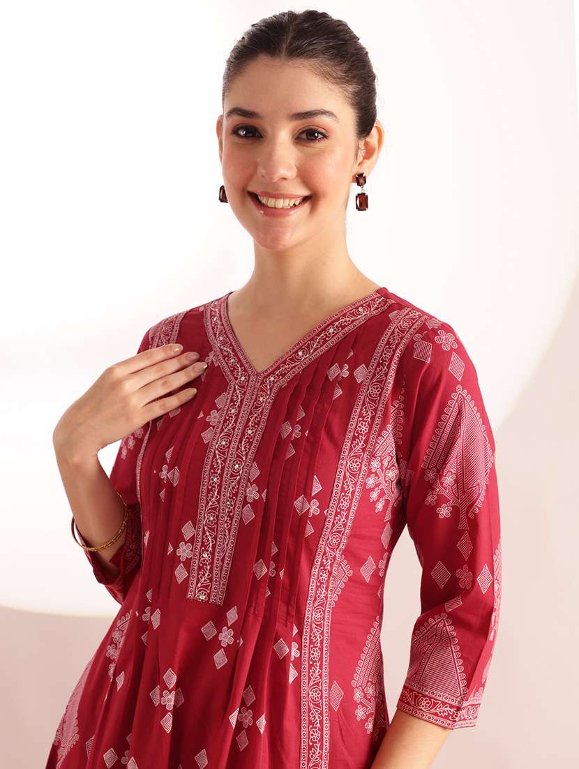 women printed three quarter sleeves kurta palazzo set with dupatta - 22540275 -  Standard Image - 1